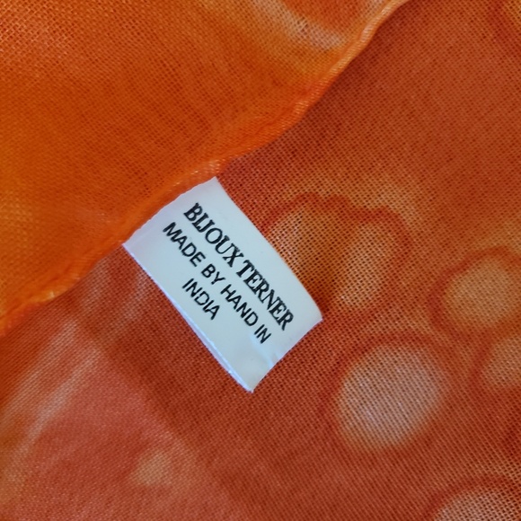 Gift idea! Semi-sheer scarf, tropical design NWOT - Picture 7 of 8